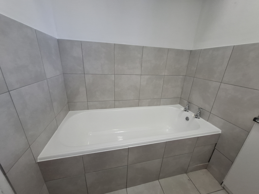 To Let 2 Bedroom Property for Rent in Plumstead Western Cape